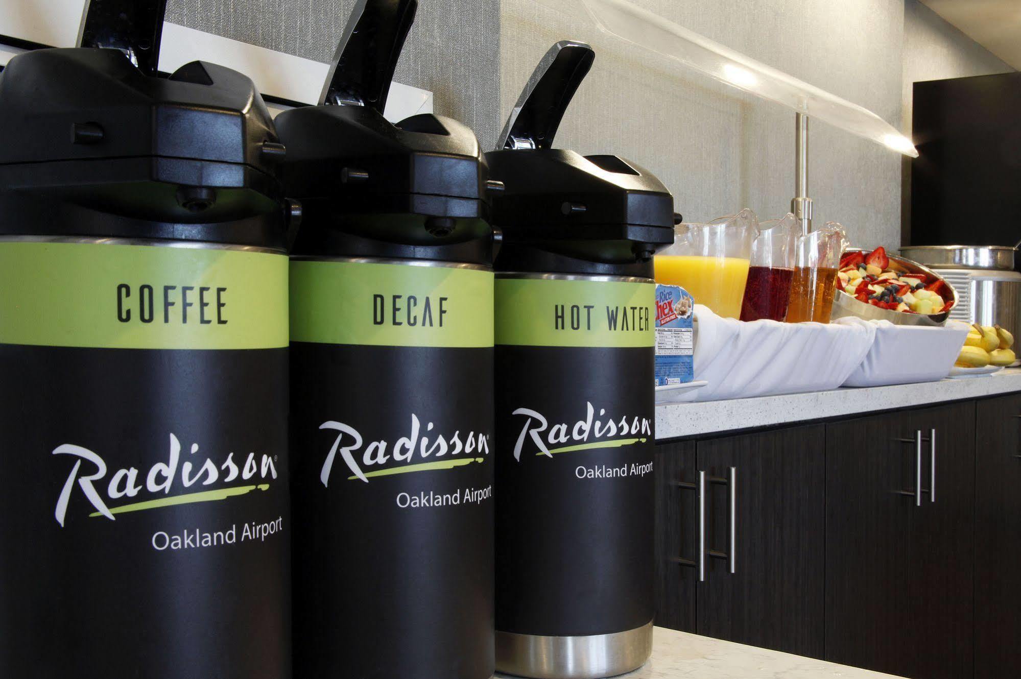 Radisson Hotel Oakland Airport Exterior foto